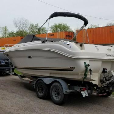 2005 Sea Ray 225 weekender