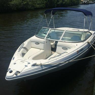 2011 Rinker 5.0mpi