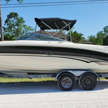 2003 Sea Ray 240