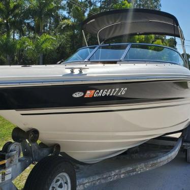 2003 Sea Ray 240