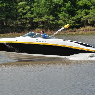 2012 Rinker 246 captiva