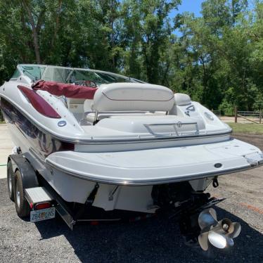 2005 Crownline 260