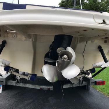 2001 Sea Ray 225 weekender