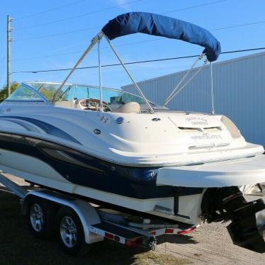 2003 Sea Ray 240 sundeck