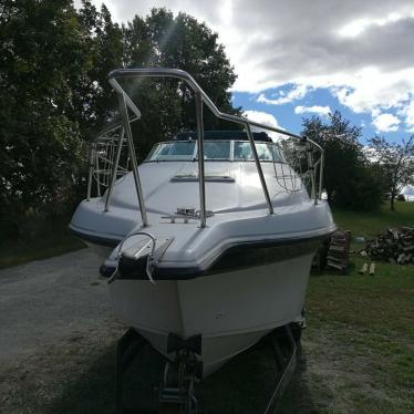 1996 Crownline 250cr