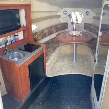 2005 Rinker fiesta vee