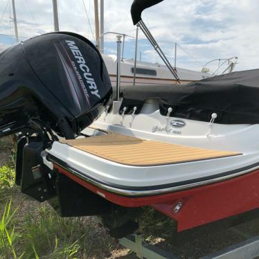 2019 Sea Ray