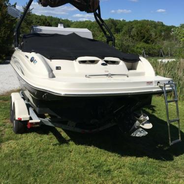 2006 Sea Ray sundeck