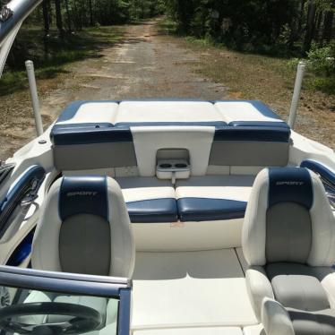 2011 Sea Ray 205 sport