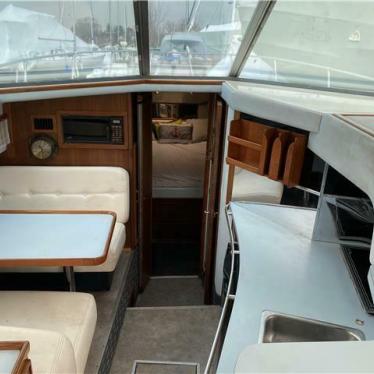 1987 Sea Ray 34’ fb sedan cruiser