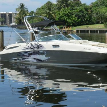 2010 Sea Ray 280 sundeck - one owner - dry stored - 496 mag
