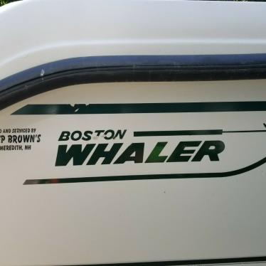 2000 Boston Whaler 225 4s