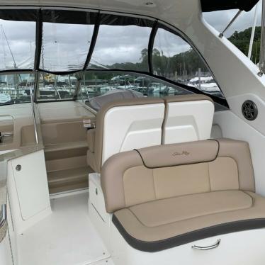 2016 Sea Ray 330 sundancer