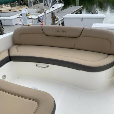 2016 Sea Ray 330 sundancer