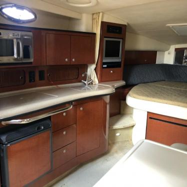 2005 Sea Ray 320