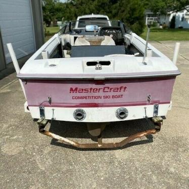 1988 Mastercraft prostar 190