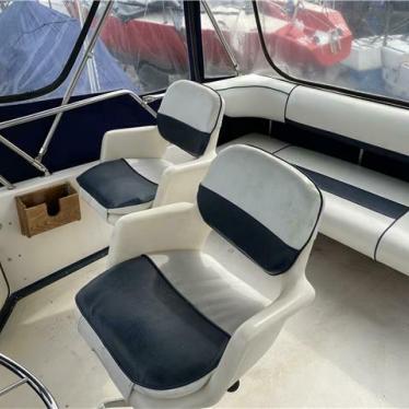 1987 Sea Ray 34’ fb sedan cruiser