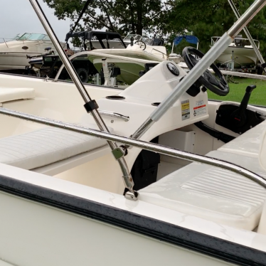 2006 Boston Whaler four stroke 60