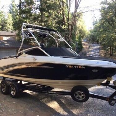 2008 Sea Ray 230 select