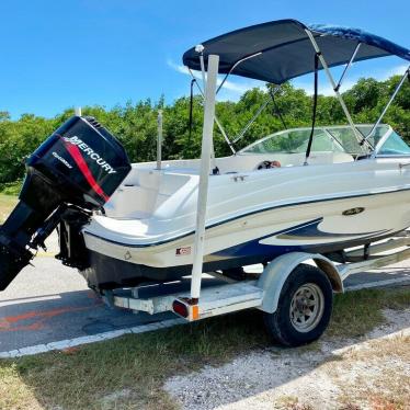 1999 Sea Ray 180 br