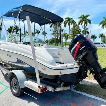 1999 Sea Ray 180 br