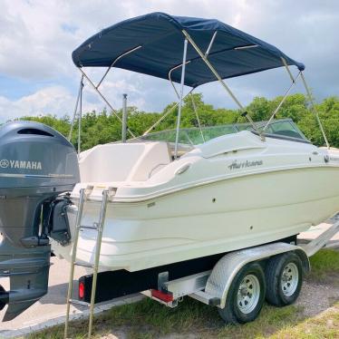 2017 Hurricane 2200 sundeck