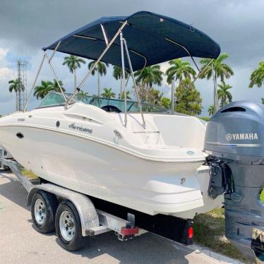 2017 Hurricane 2200 sundeck