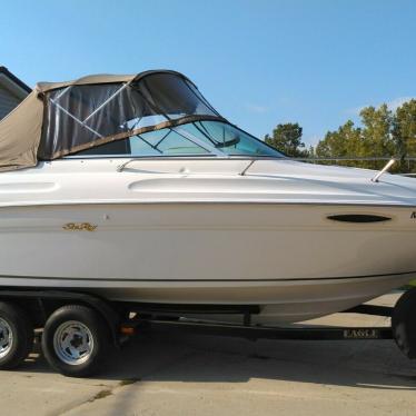 1998 Sea Ray 215 express cruiser