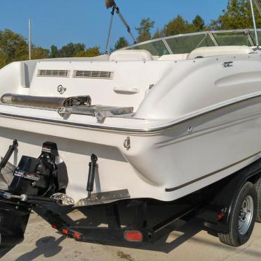 1998 Sea Ray 215 express cruiser