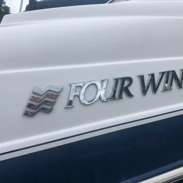 2002 Four Winns 5.7 liter 270 hp