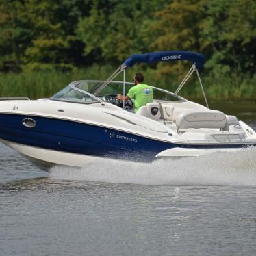 2005 Crownline 260 ex