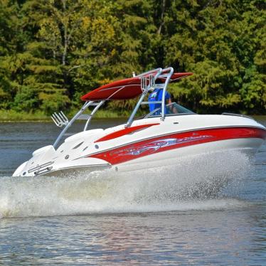 2008 Crownline 240 ls razor