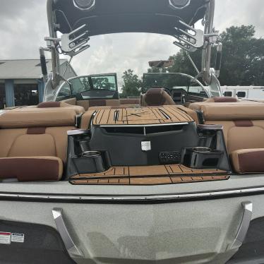 2019 Mastercraft 6.2 liter