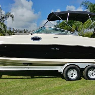 2007 Sea Ray 240 sundeck