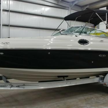 2007 Sea Ray 240 sundeck