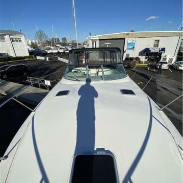 2001 Rinker 33’ fiesta vee