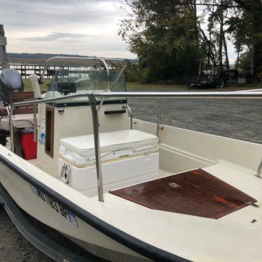 1986 Boston Whaler f 70 four stroke