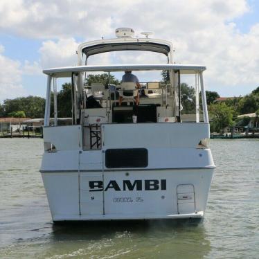 1989 Sea Ray 380 aft cabin cruiser