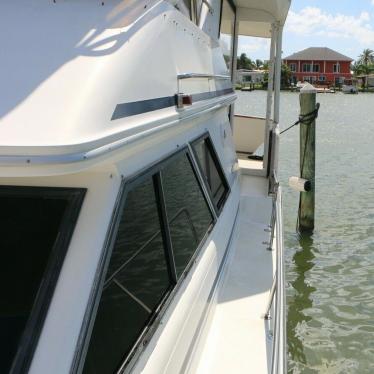 1989 Sea Ray 380 aft cabin cruiser