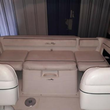 1999 Sea Ray 215 express cruiser