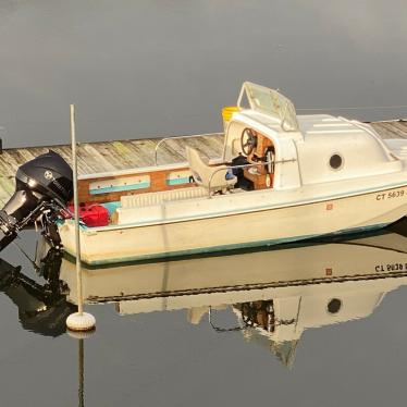 1968 Boston Whaler menemsha