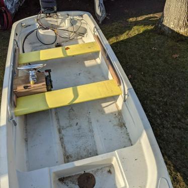 1981 Boston Whaler 40hp 2 cycle 2 cylinder