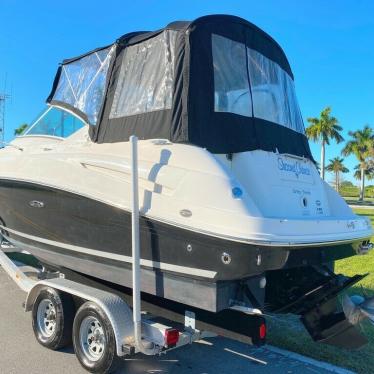 2011 Sea Ray 240 sundancer