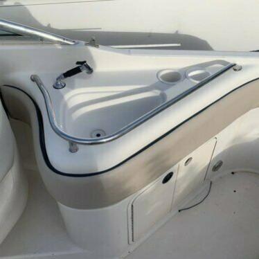 2003 Sea Ray sundeck 240