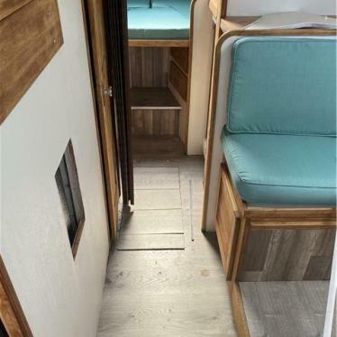 1984 Silverton 40’ double cabin