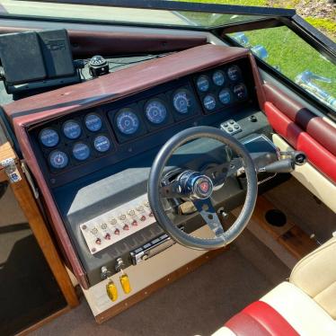 1986 Century 26' mirage twin mercruiser