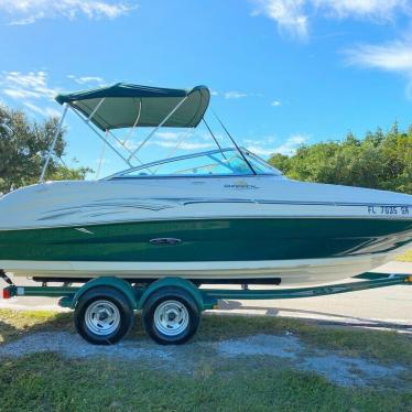 2005 Sea Ray 200 sundeck