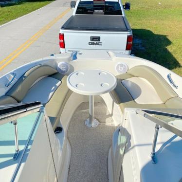 2005 Sea Ray 200 sundeck