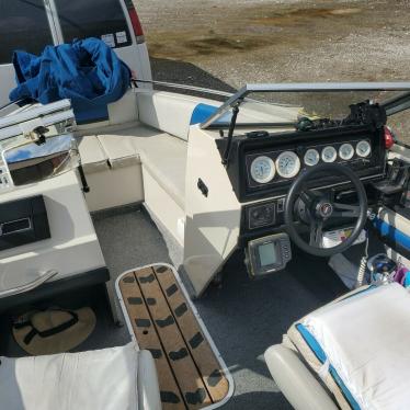 1989 Wellcraft 190 classic