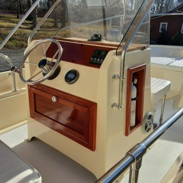 1975 Boston Whaler montauk